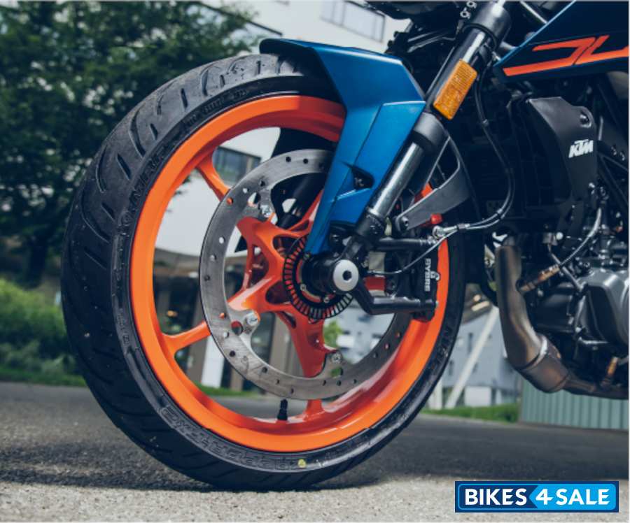 KTM Duke 160 17 cast alloy wheels