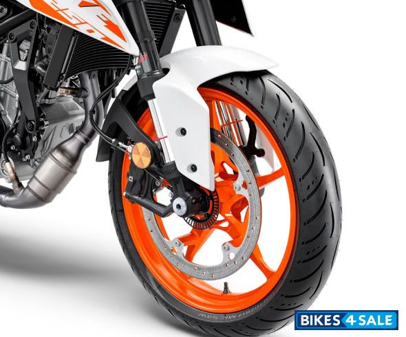 KTM Duke 250 2025 Light Weight Rigid wheels
