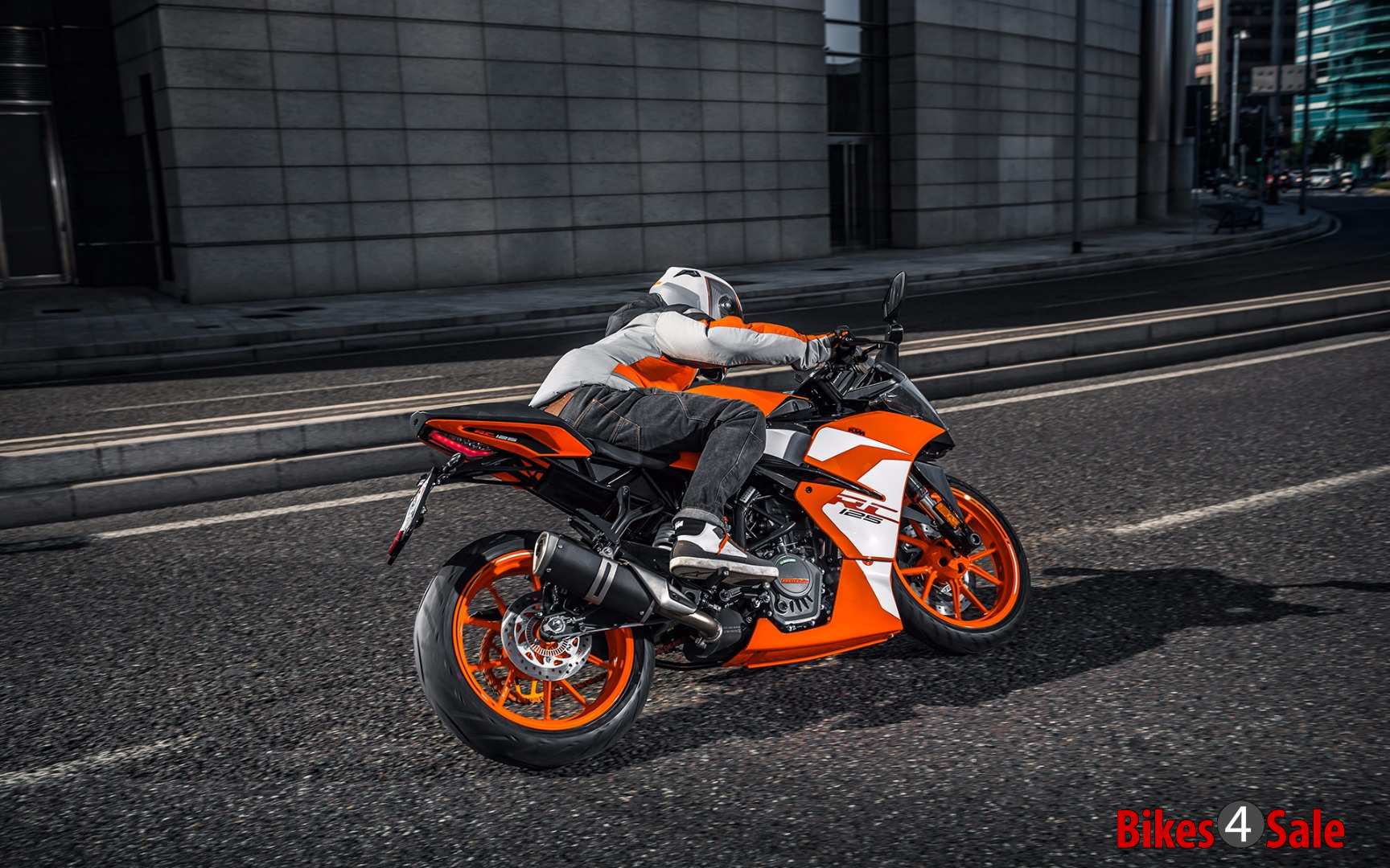 Ktm Rc 125 Pic 5