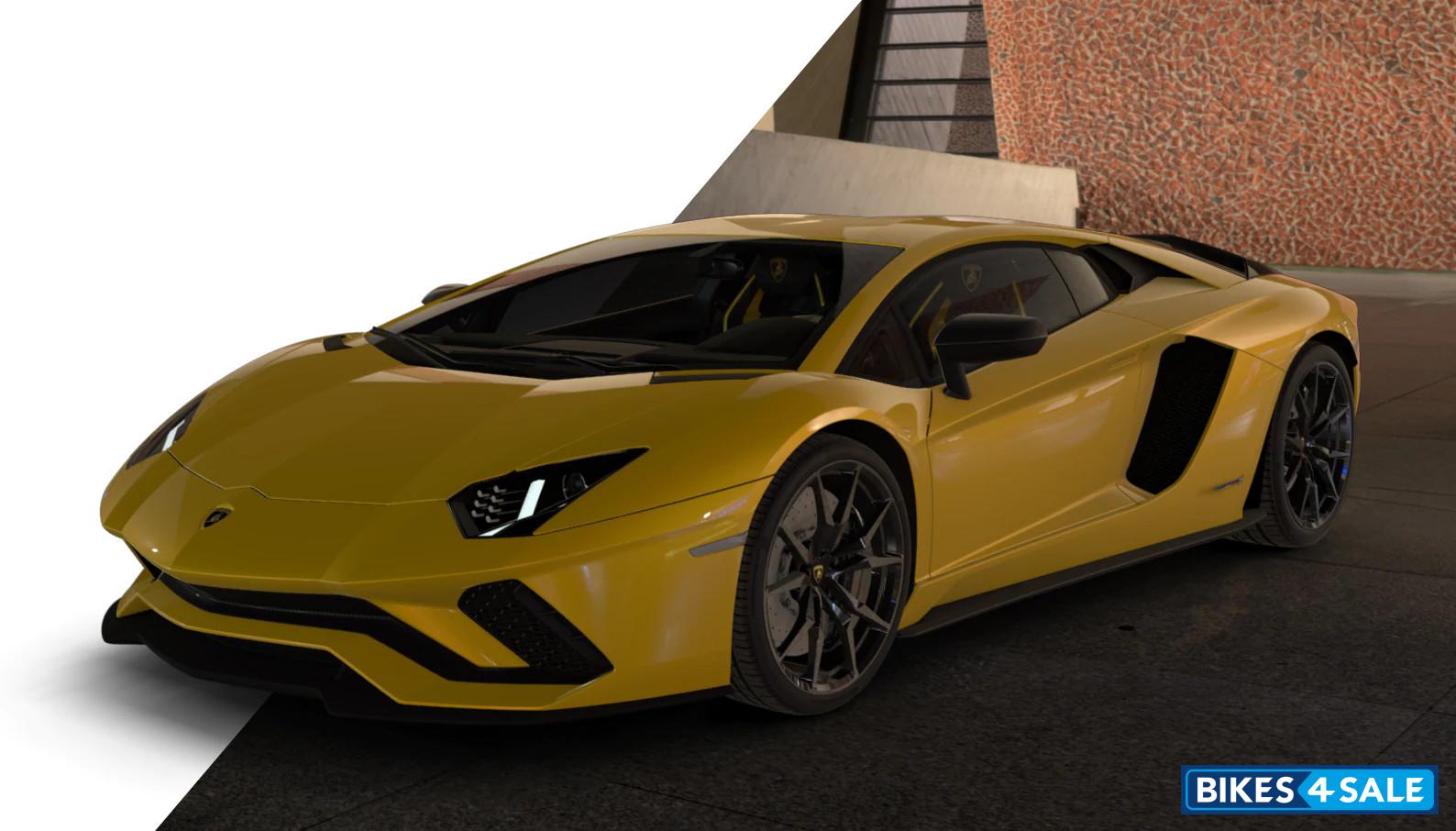 Lamborghini Aventador S Petrol
