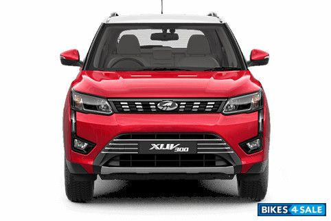 Mahindra XUV300 W8 OPT PM 2WD Petrol - Front View