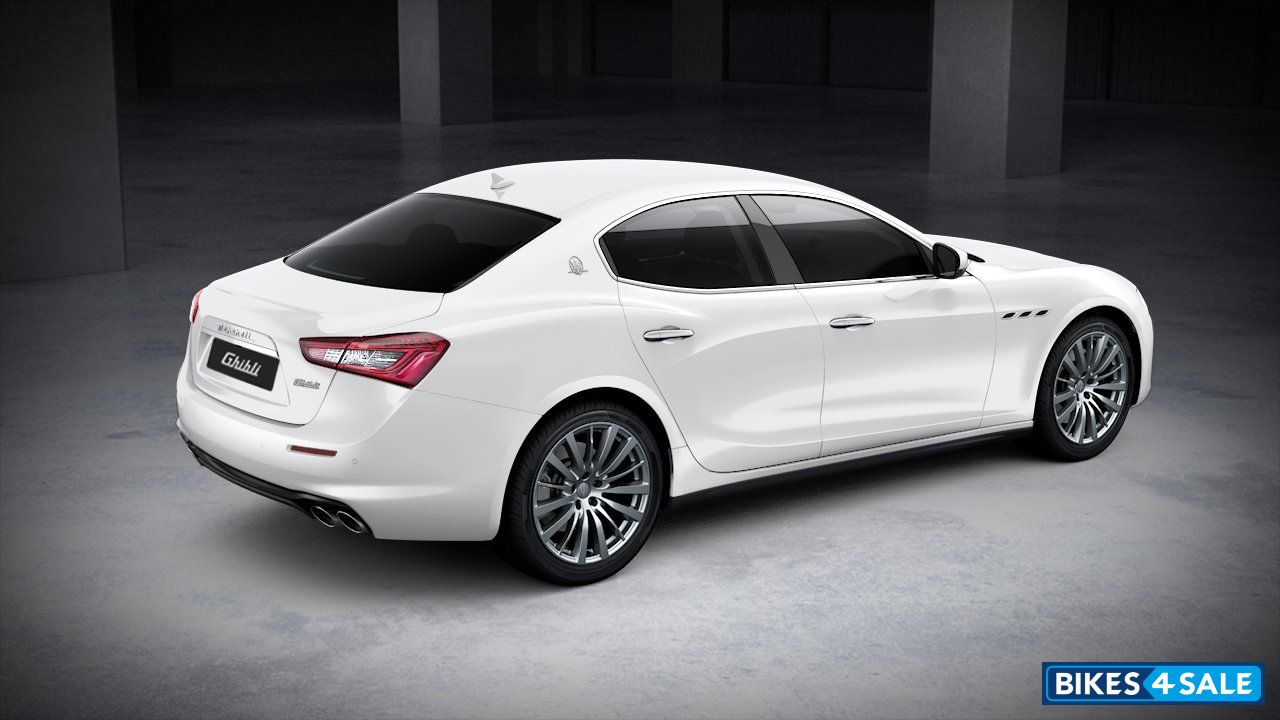Maserati Ghibli Petrol AT