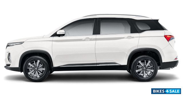 MG Hector Plus 1.5L Style Petrol