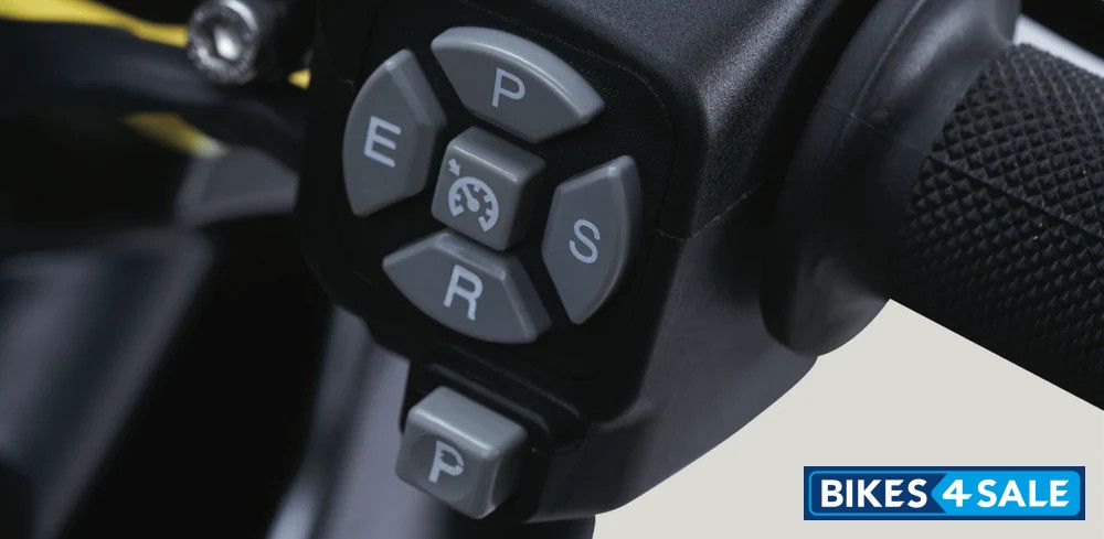 Motovolt M7 Control Panel