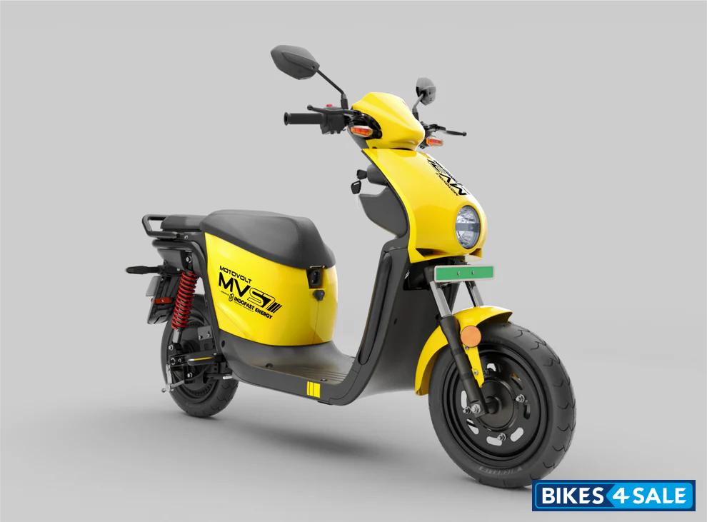 Motovolt MVS7 Canary Yellow