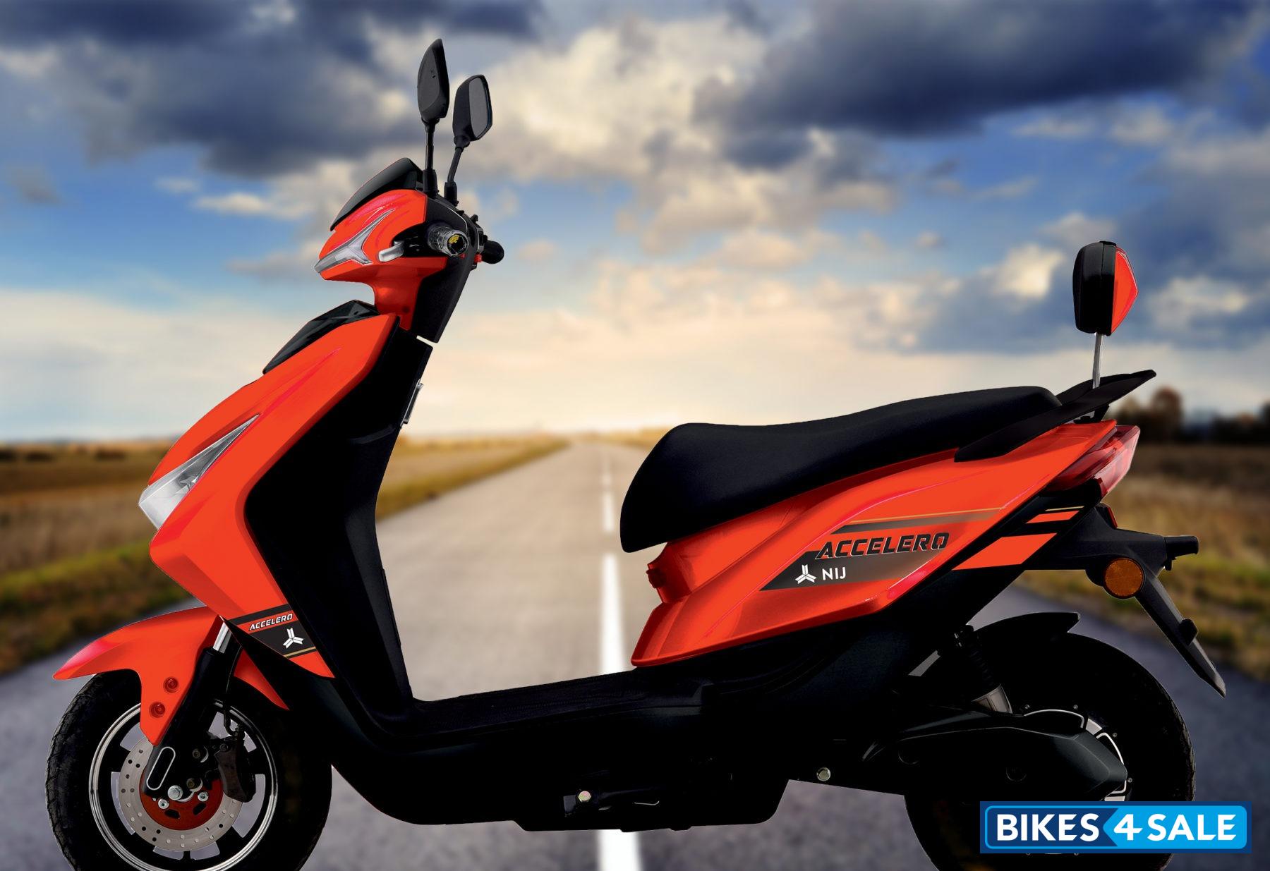 NIJ Accelero Red