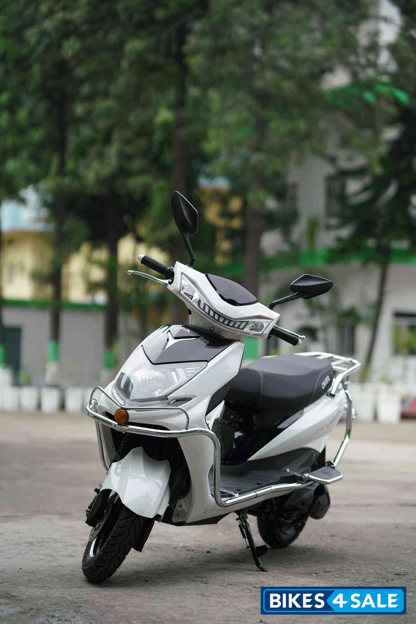 Okaya Classiq 100 Plus