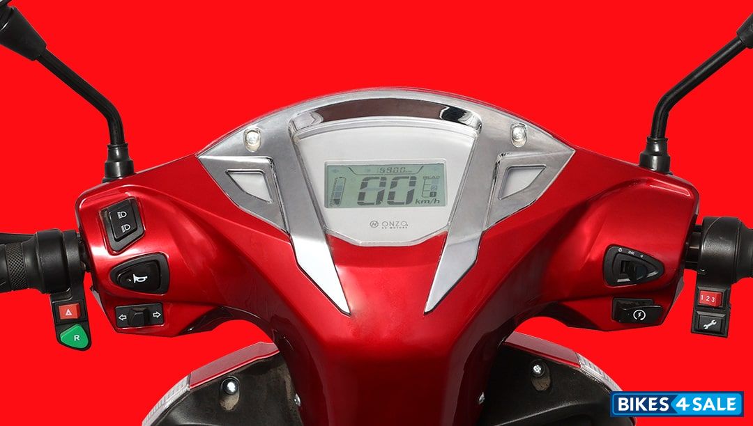 ONZO Spark LED Display