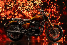 Royal Enfield Classic 650 125th Anniversary Edition