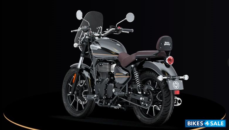 Royal Enfield Meteor 350 Supernova 2025