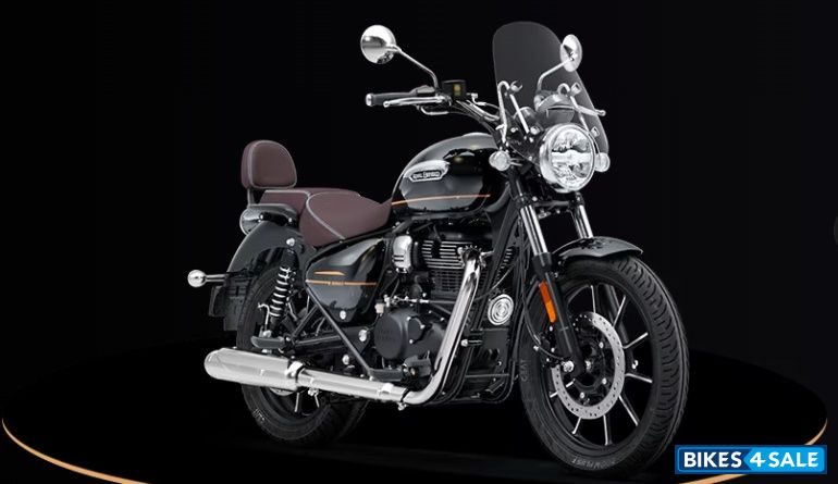 Royal Enfield Meteor 350 Supernova 2025