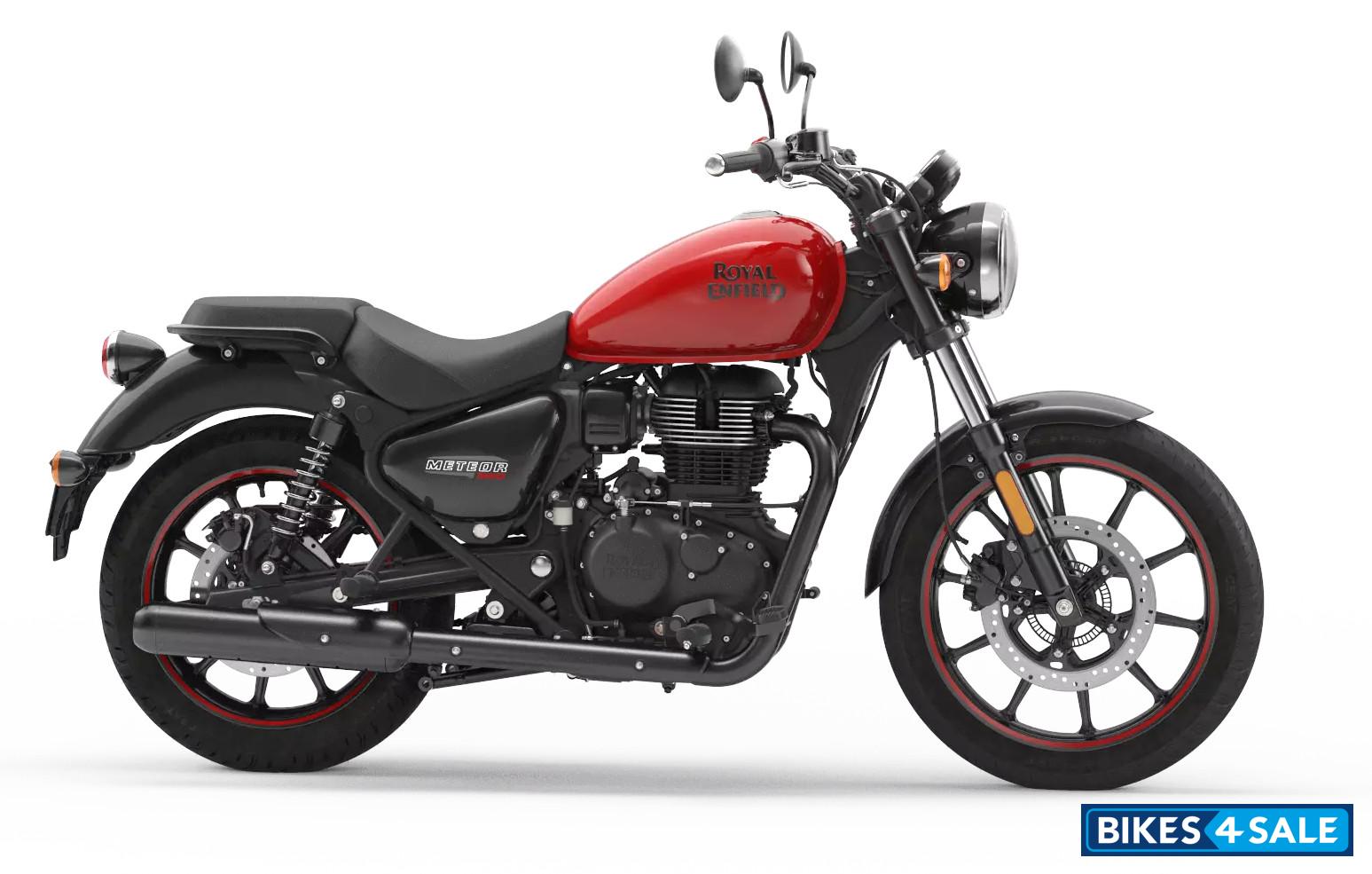 Royal Enfield Meteor 350 Fireball Red