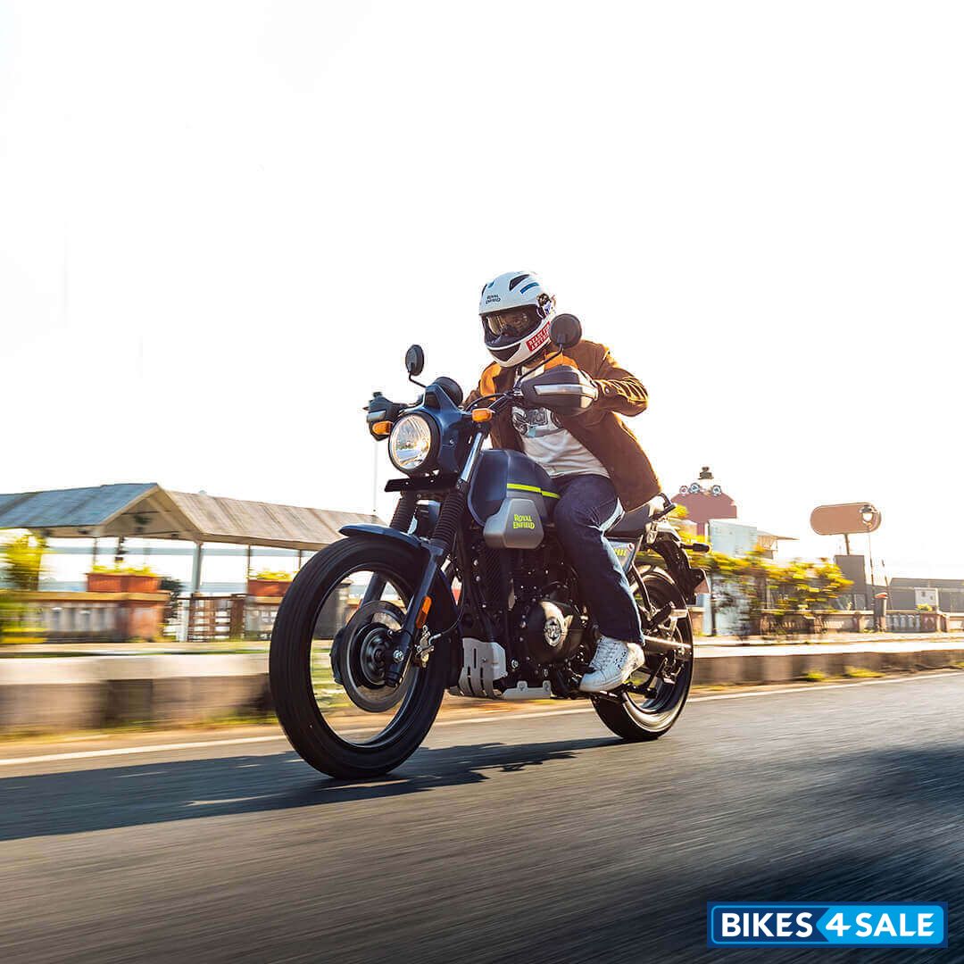 Royal Enfield Scram 411