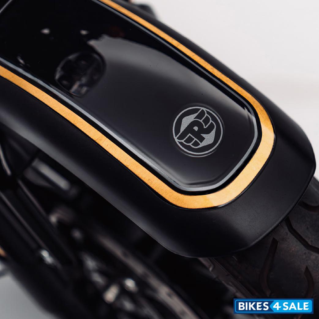 Royal Enfield Shotgun 650 x Rough Crafts Limited Edition