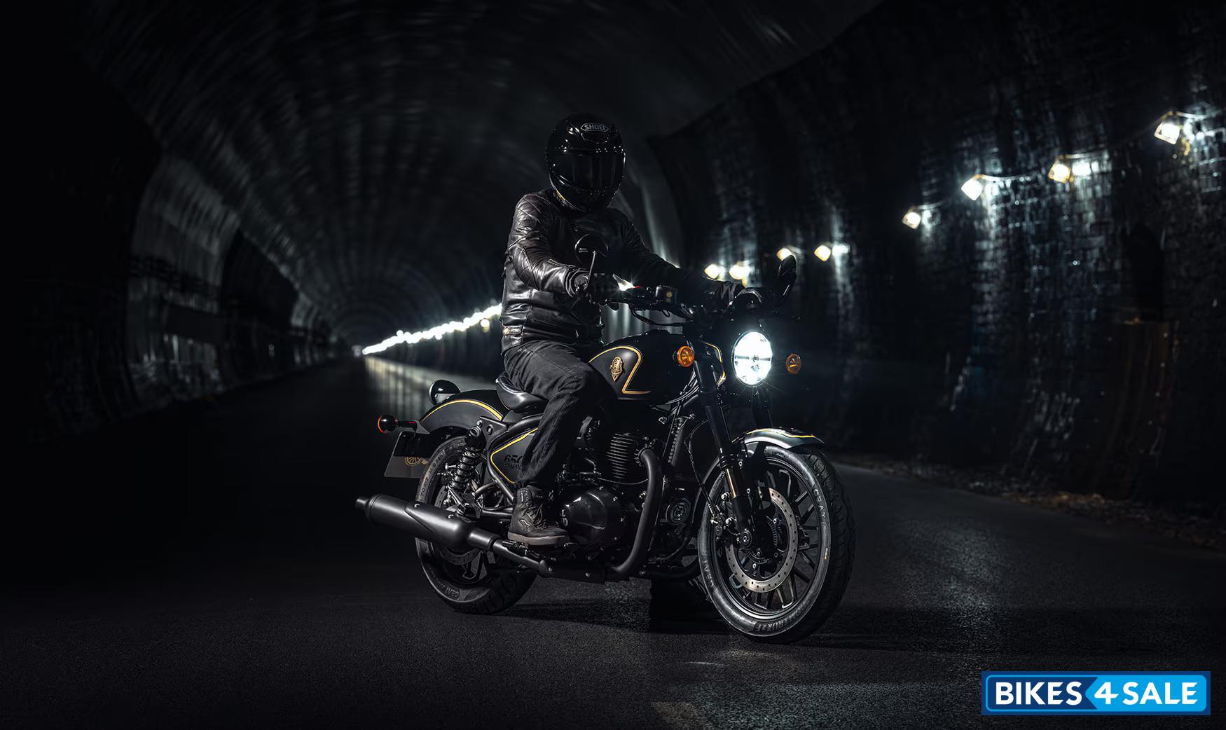 Royal Enfield Shotgun 650 x Rough Crafts Limited Edition
