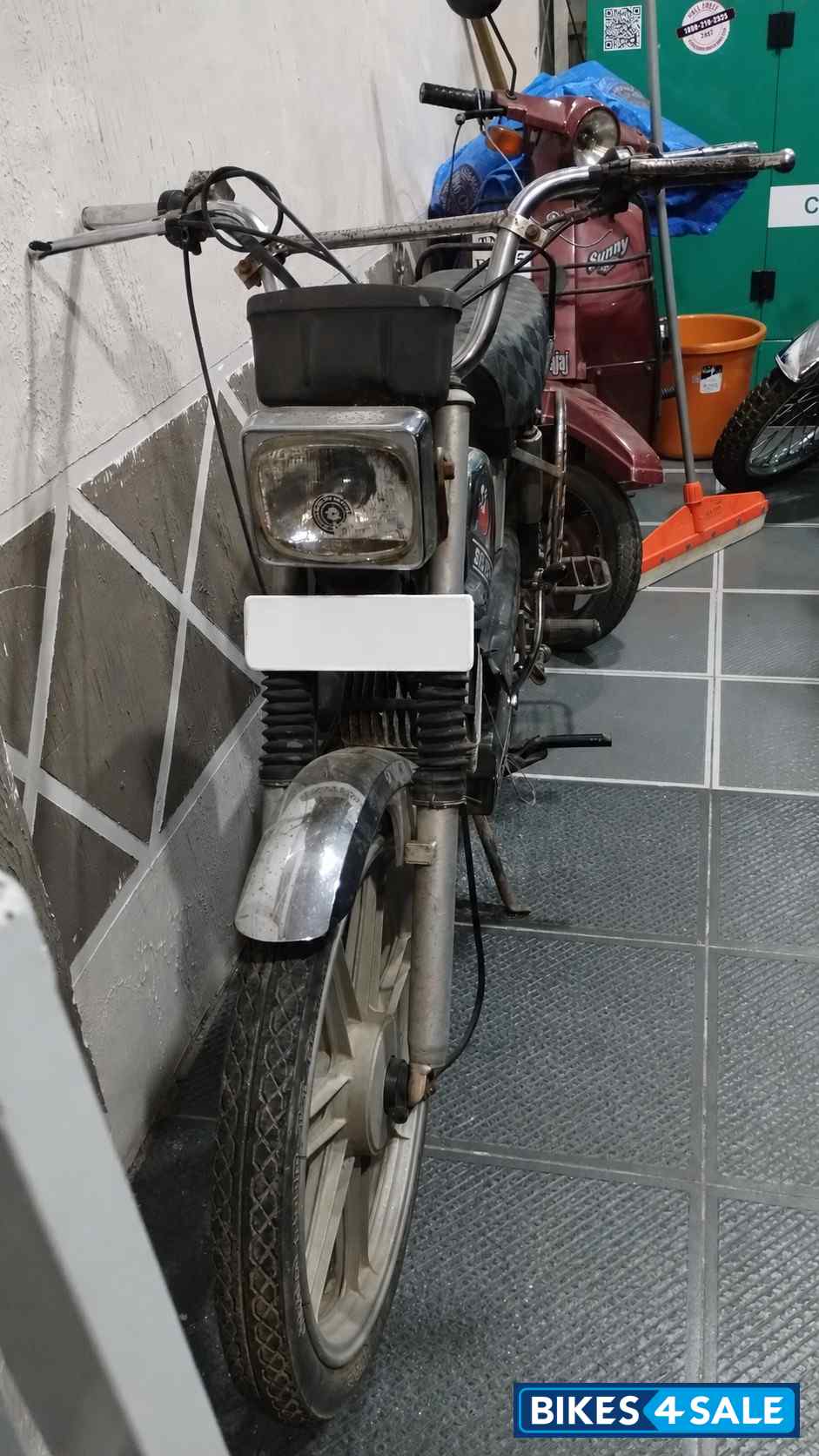 Royal Enfield Silver Plus