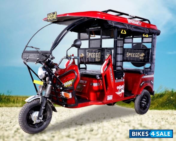 Speego DLX E-Rickshaw - Red and Black
