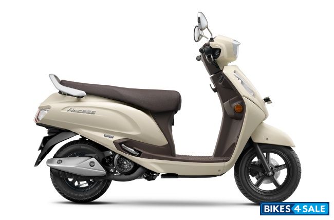 Suzuki Access 125 Ride Connect ABS Edition Pearl Grace White