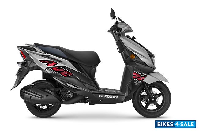 Suzuki Avenis Standard Edition 2025 Metallic Matte Platinum Silver No.2/Gloss Sparkle Black