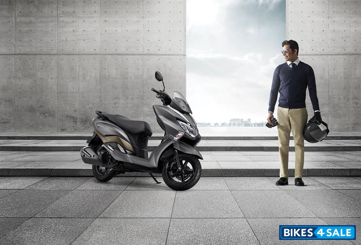 Suzuki Burgman Street