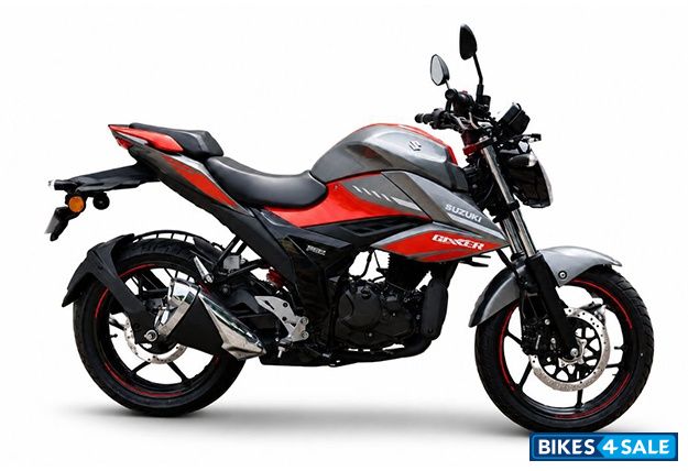 Suzuki Gixxer 2026 Metallic Oort Gray / Pearl Blaze Orange