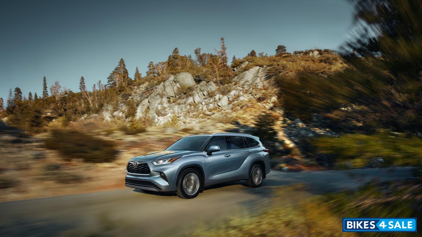 Toyota Highlander 2.5L LE Hybrid