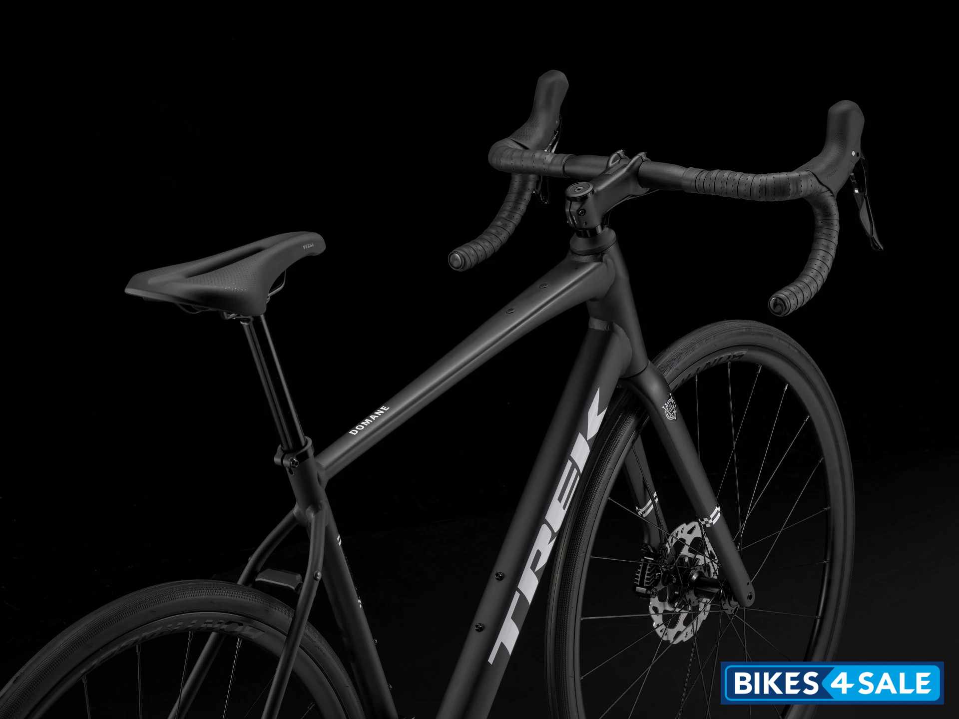 Trek Domane AL 5 Gen 4