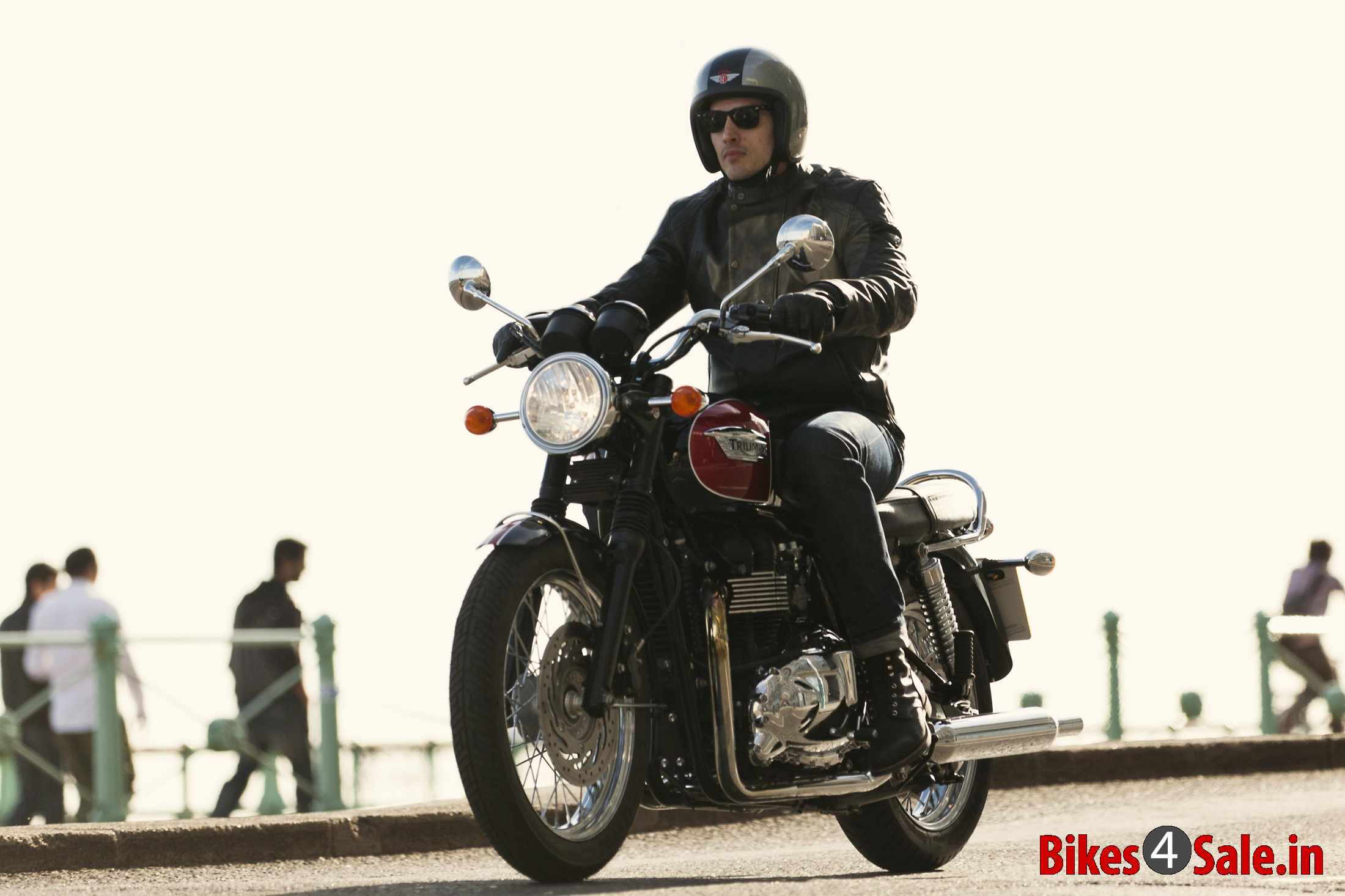 Triumph Bonneville T100