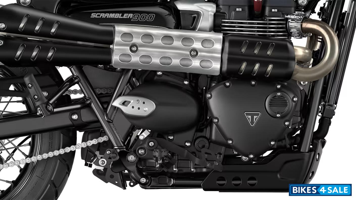 Triumph Scrambler 900 Chrome Edition - 900cc Bonneville Engine