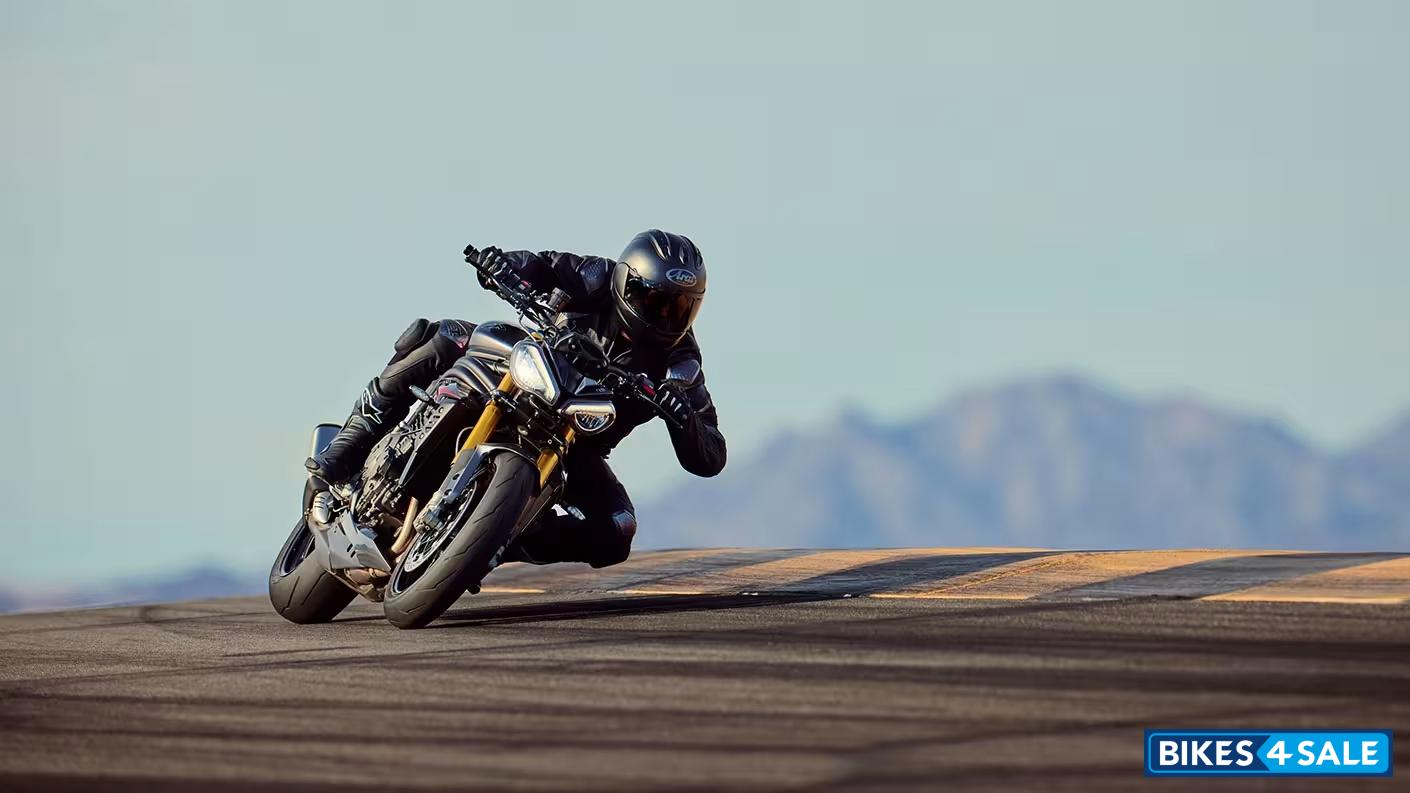 Triumph Speed Triple 1200 RS 2025