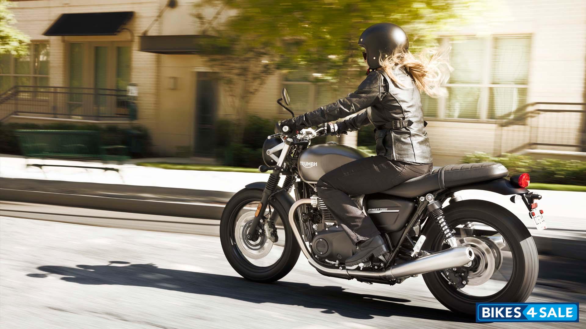 Triumph Street Twin BS6