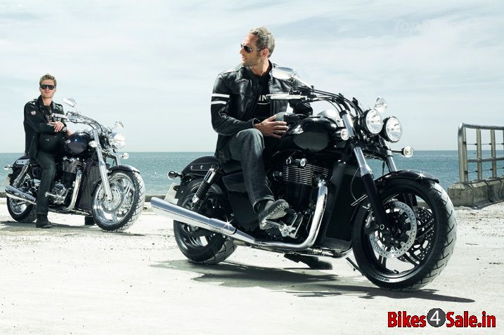 Triumph Thunderbird Storm