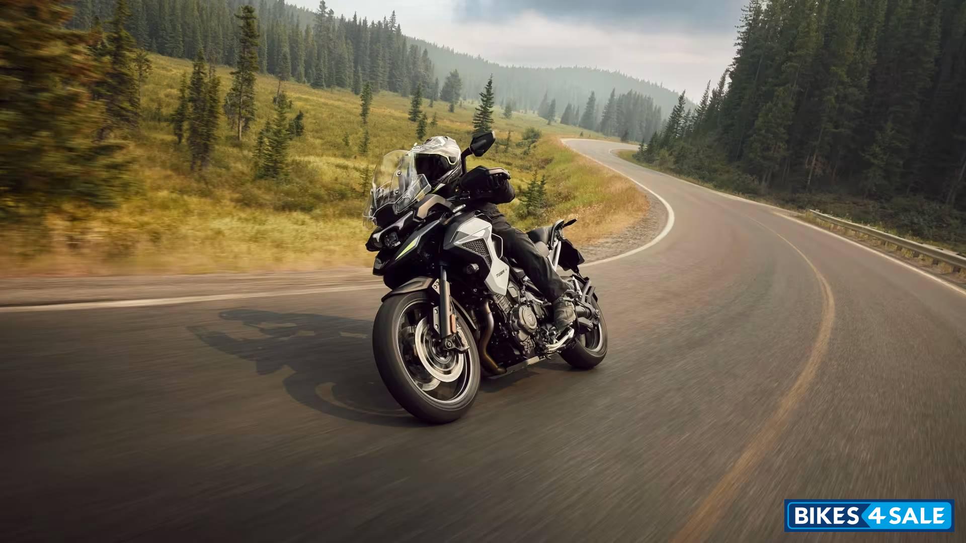 Triumph Tiger 1200 GT Pro 2027