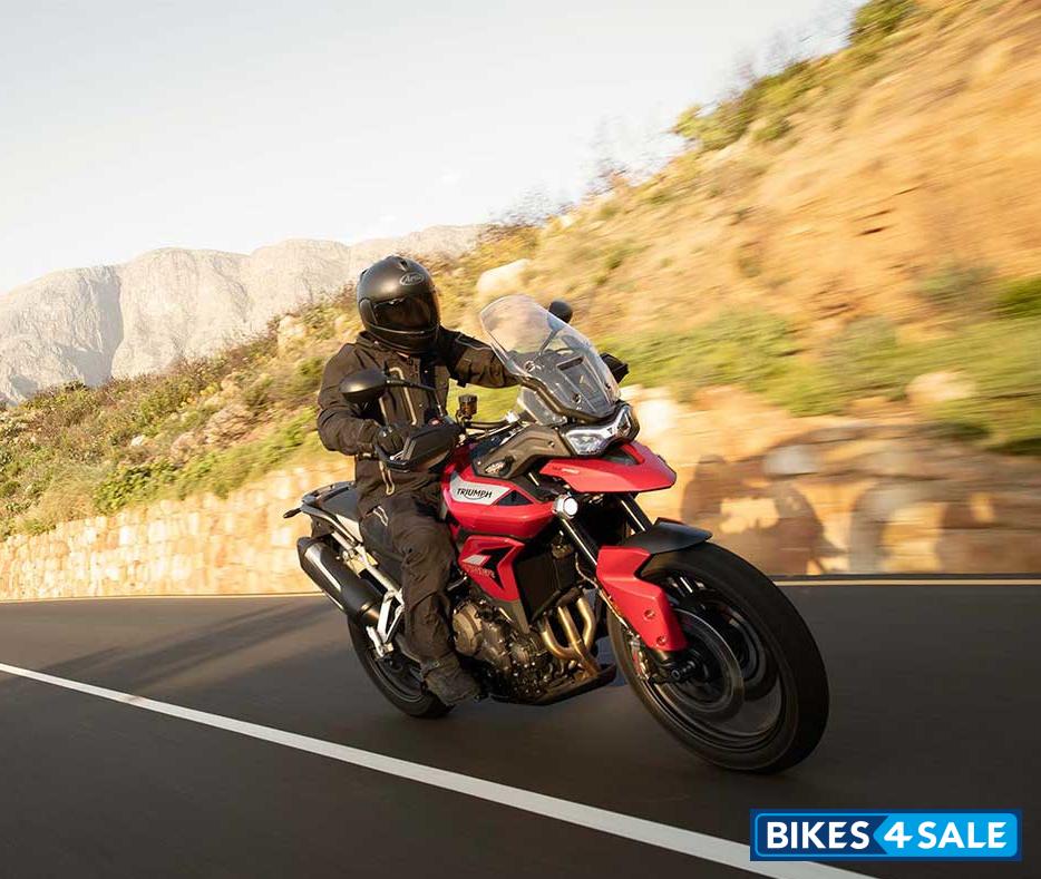 Triumph Tiger 900 GT