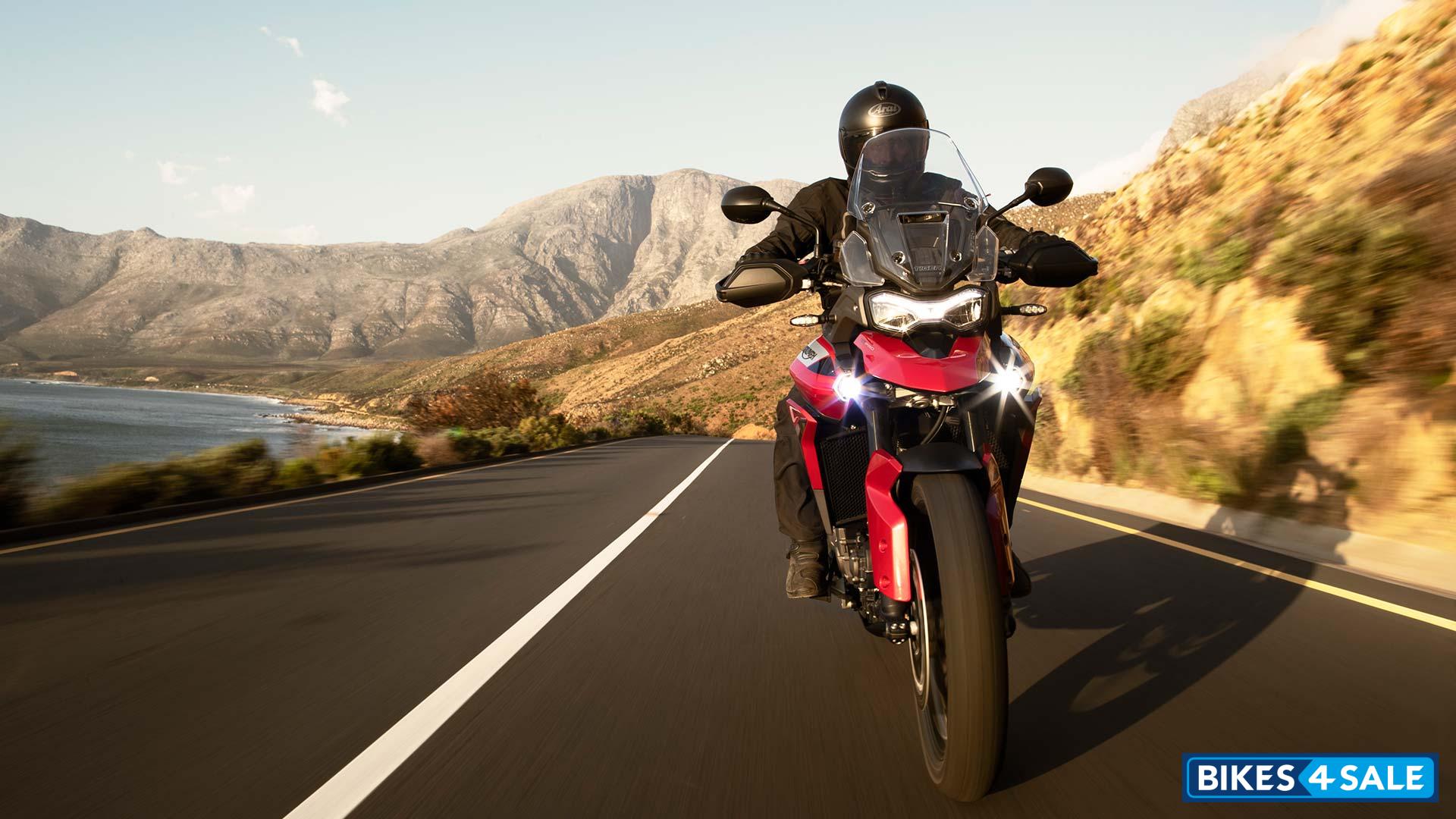 Triumph Tiger 900 GT