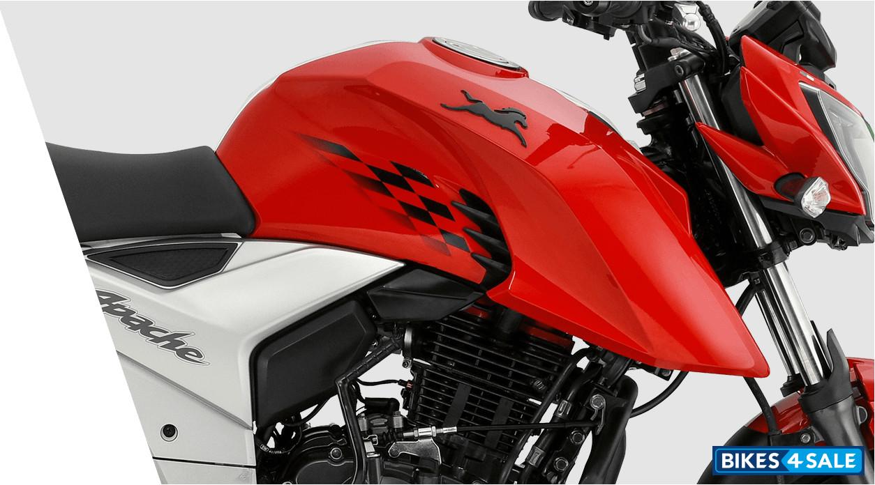 TVS Apache RTR 160 4V