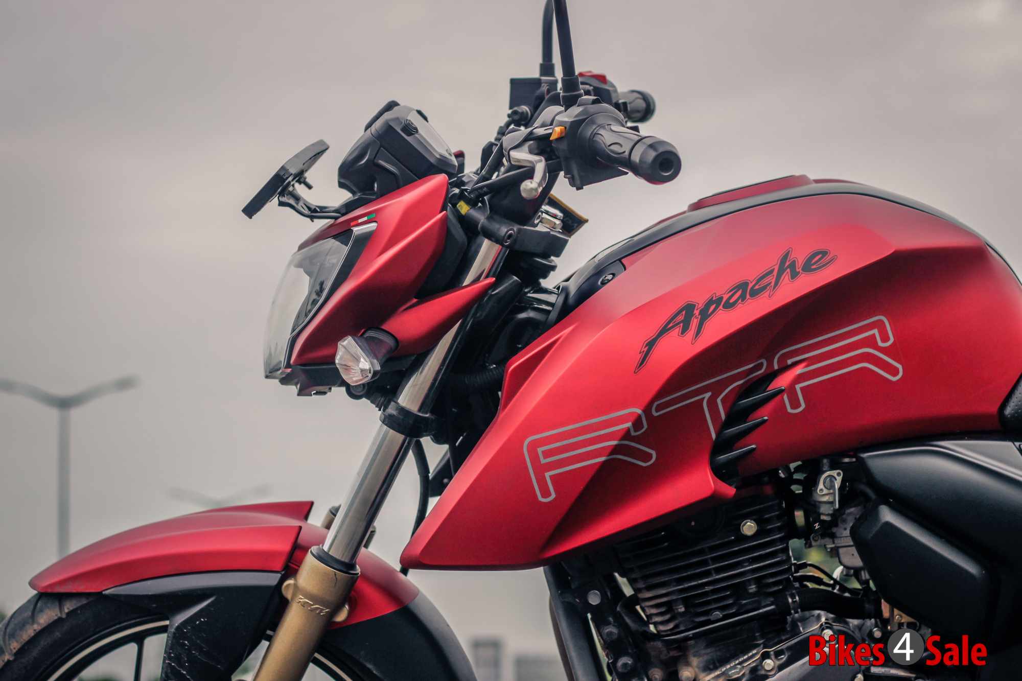 Tvs Apache Rtr 200 4v