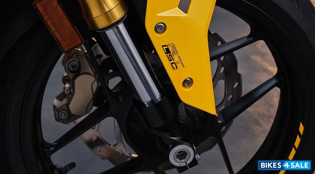 TVS Apache RTR 310 2025