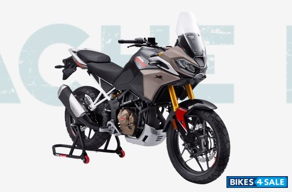 TVS Apache RTX 300 Base Lightning Black