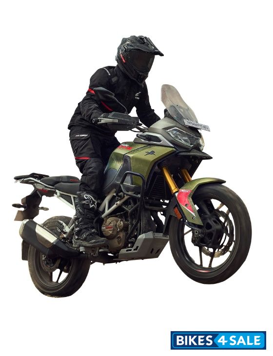 TVS Apache RTX 300