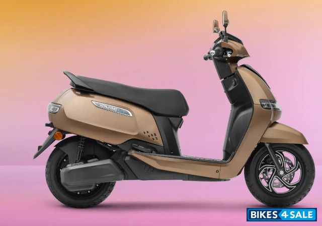 TVS iQube 09 TVS iQube 09