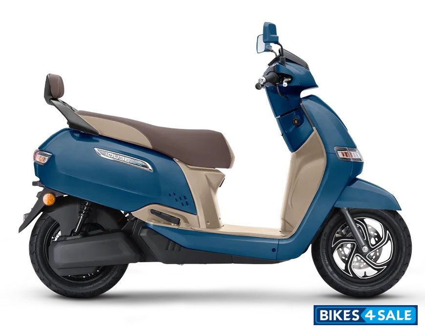 TVS iQube 3.1kWh Starlight Blue Beige