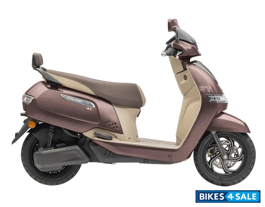TVS iQube ST 5.3 kWh 2025