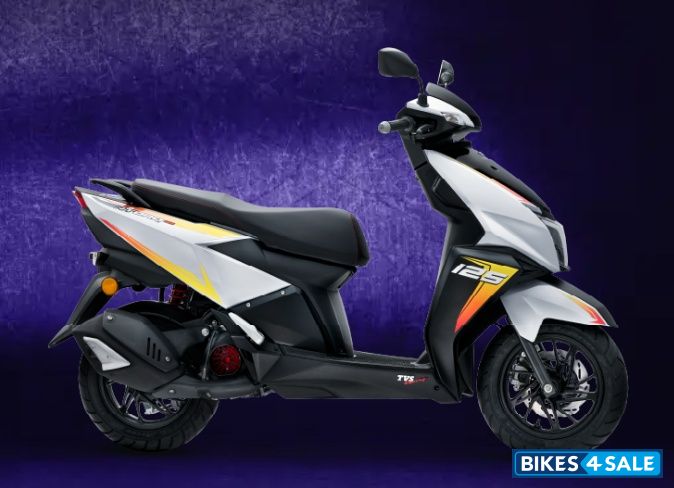 TVS NTORQ 125 Disc 2026 Spiti White