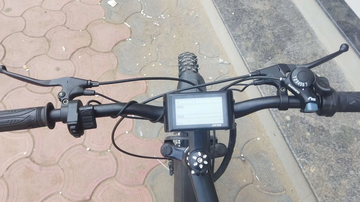 Ultrabikes Alumn - LCD display
