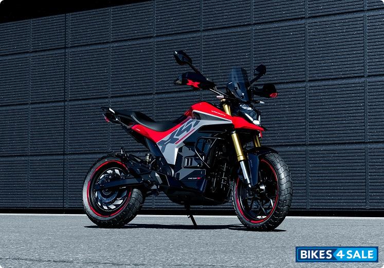 Ultraviolette X-47 Crossover