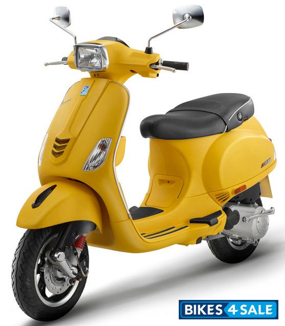 Vespa SXL 125 BS6 Yellow