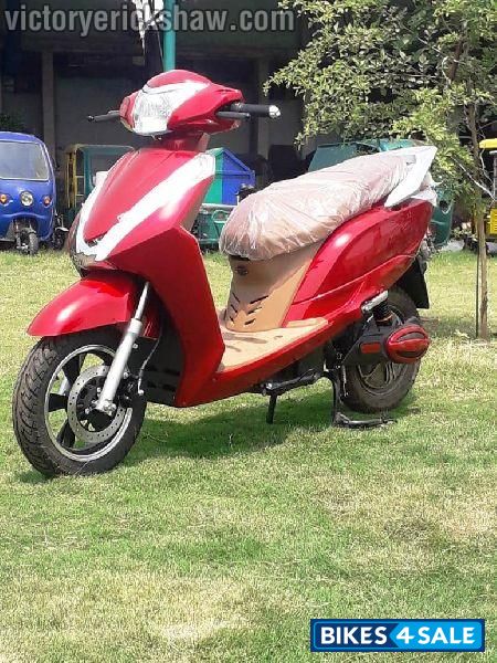 Victory Vero Smart Scooty