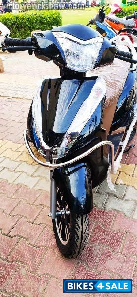 Victory Vero Smart Scooty