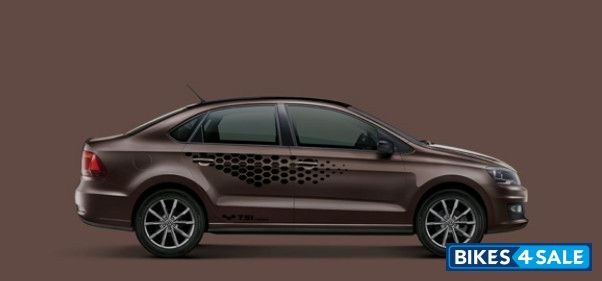 Volkswagen Vento Highline Plus 1.0L TSI Edition Petrol - Toffee Brown